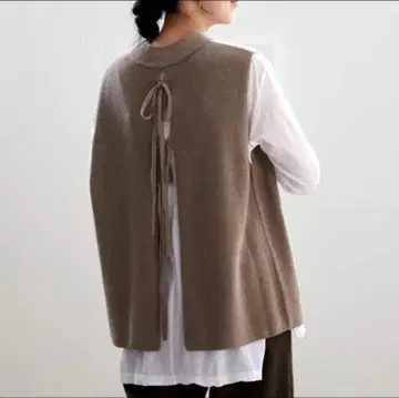 북유럽 생활 잡화점 뒷 리본 니트 베스트 베이지