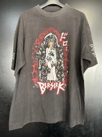 초레어 BERSERK 캐스커 T셔츠 베르세르크
