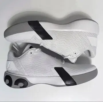 Jordan 스니커즈 화이트/블랙