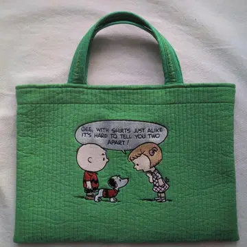 새상품급 비오는날 밀크 토트백 PEANUTS 스누피