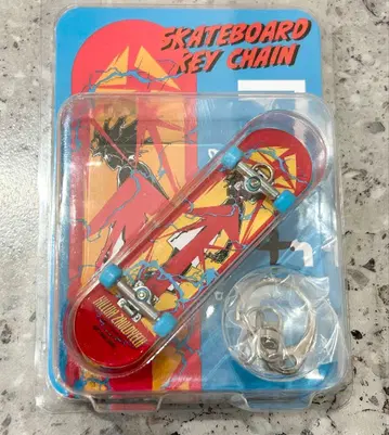 미개봉 새상품 rofj 키루아 스케이트보드 키링 스케이트보드 키체인