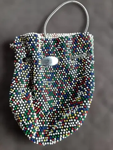 비즈 백 구제 의류