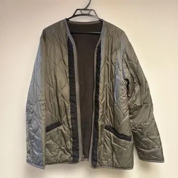 리버서블 퀼팅 자켓 V넥