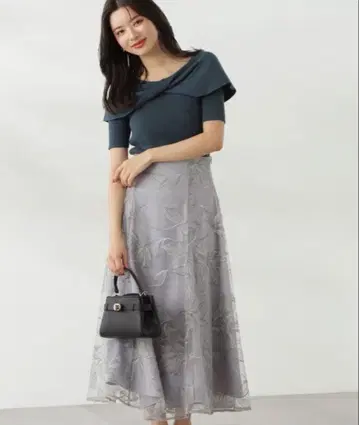 튤 배색 레이스 플레어 스커트 24AW