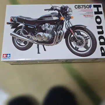 TAMIYA CB750F 1/6 스케일 모델 키트