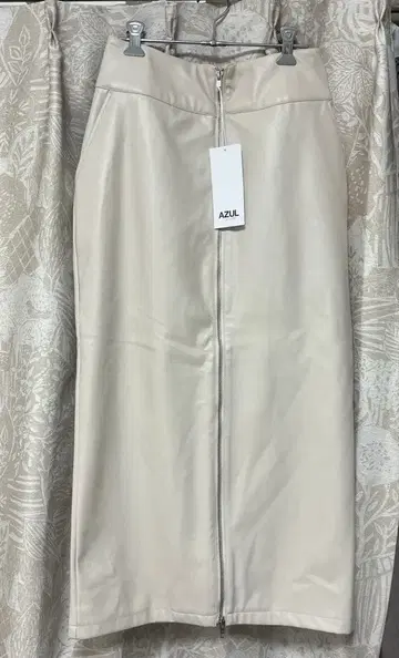 AZUL BY MOUSSY 인조 가죽 ZIP 타이트 스커트