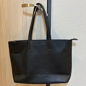 세인트 유니버설 토트백 가죽 숄더 A4 블랙