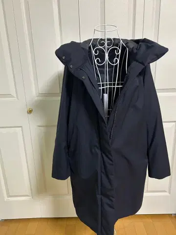 유니클로 다운 코트 네이비 여성용 s