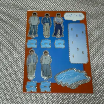 M!LK 블루샤 아크릴 스탠드