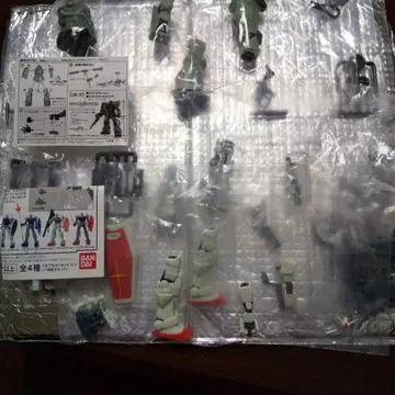 [ 미개봉품 ] BANDAI 캡슐 액션 건담 자쿠 [ 2종류 ] 세트