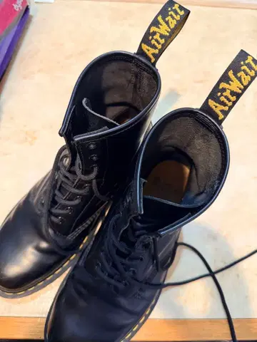 [ 추천 ] 닥터마틴 8홀