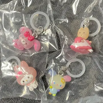 산리오 캐릭터즈 윳토 메지루시 액세서리