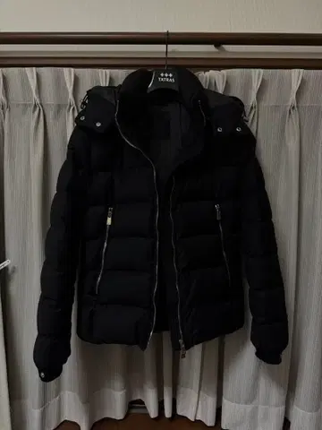 새상품급 타트라스 R 라인 DOMIZIANO 블랙 01