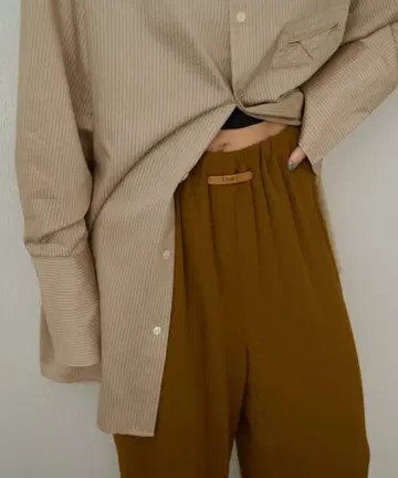 [ 새상품급 ] 트로미 이지 팬츠 카멜