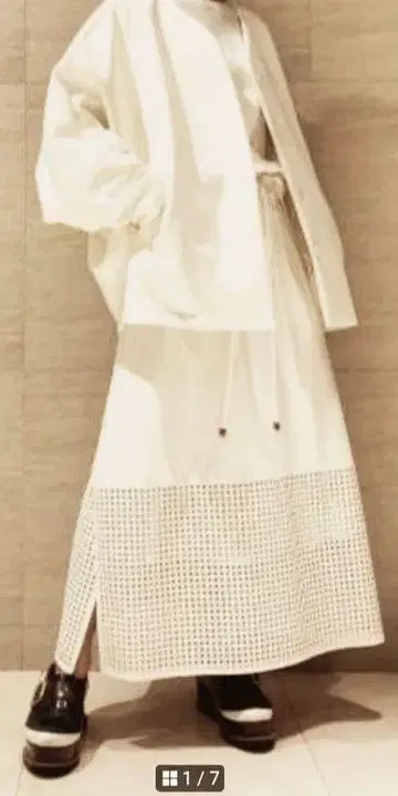 어도어 인조 가죽 스커트