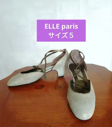 ELLE 리본 스트랩 그레이 펌프스