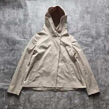 인기 언타이틀 후드 부착 마운틴 파카 베이지