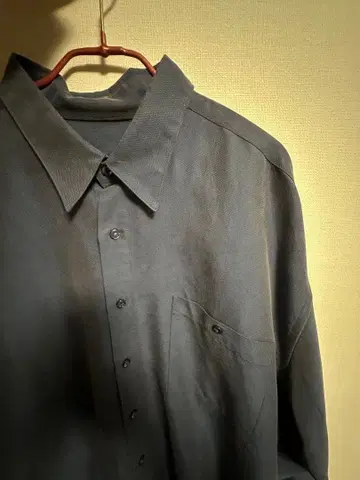 [ 구제 의류 ] 오버 사이즈 긴팔 셔츠 가슴 포켓 부착