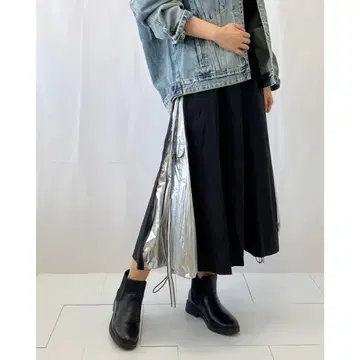 새상품 Pauline bleu 폴린느블루 사이드ZIP 바이컬러 스커트