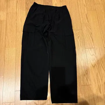 도트 에어 하프 개더 헴 코드 2 플리츠 팬츠 수분 흡수 속건성 스트레치