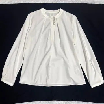 새상품급 루일 에 부티크 펄 블라우스 긴팔