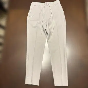 밴야드 스톰 베이지색 슬림핏 팬츠 [ 미사용품 ]