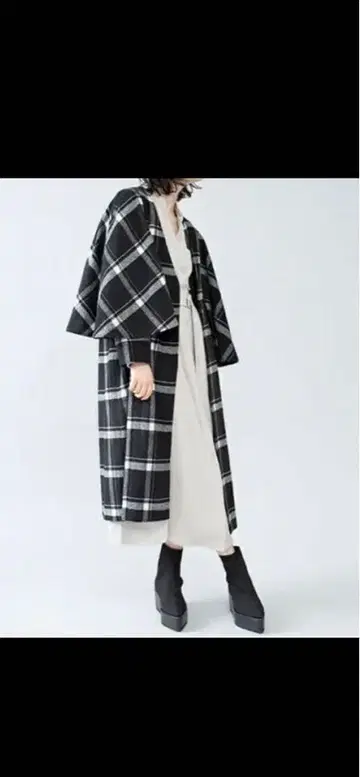 오즈모시스 로프 체크 케이프 코트