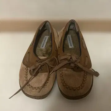 새상품급 브라운 코듀로이 모카신 펌프스 신발 오샤레 브라운