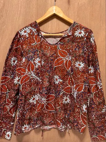 투모로우랜드 꽃무늬 긴팔 셔츠 오렌지 계열