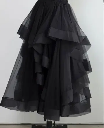 [frene] 랜덤 프릴 티어드 볼륨 스커트