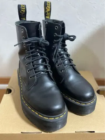 Dr.Martens JADON 8홀 UK6