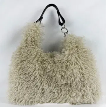 [ 새상품 ] 시마무라 SAORI 퍼 백 숄더백 짙은 화이트 크림