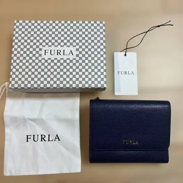 FURLA 네이비 3단 폴더형 지갑