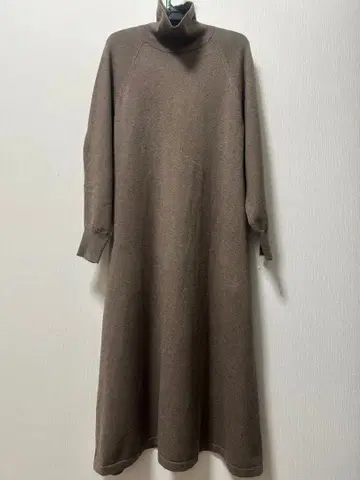 Spick & Span 하이넥 볼륨 슬리브 원피스