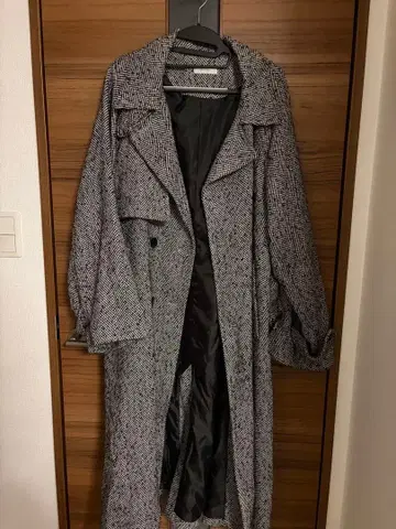 [ PAGEBOY ] 윙 요크 트렌치코트 헤링본 M 사이즈