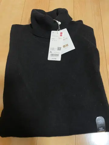 새상품 2025년 UNIQLO 캐시미어 터틀넥 스웨터 XL 블랙