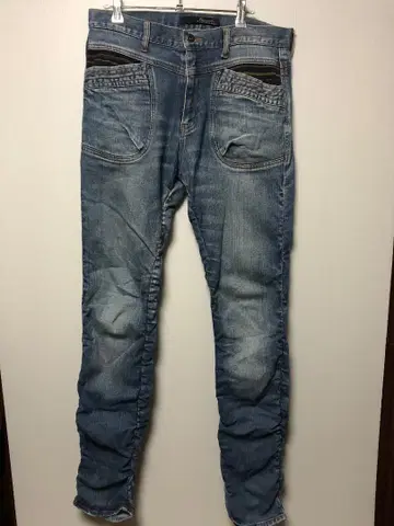 Dominate Handcrafted Jeans 디자인 데님