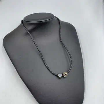 28 스와로브스키 925 하트형과 구체 참의 가죽 목걸이