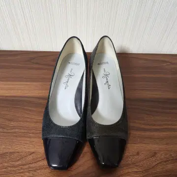 GINZA Kanematsu 카네마츠 펌프스 네이비 23cm