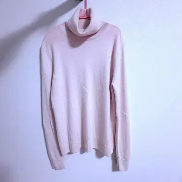 UNIQLO 캐시미어 터틀넥 스웨터 PINK