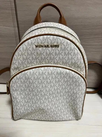 MICHAEL KORS 백팩