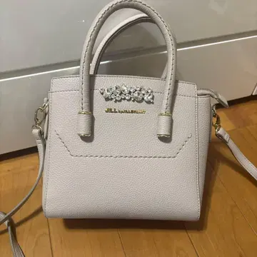 질 바이 질스튜어트 숄더백