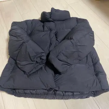 UNIQLO 파우더 소프트 다운 자켓