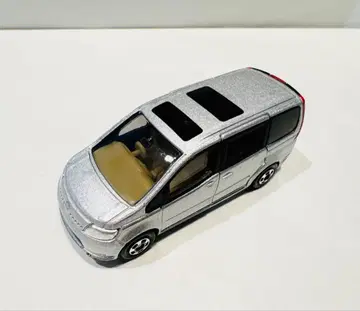 토미카 닛산 세레나 No.109 패밀리 미니밴 세트 리어 슬라이드 도어