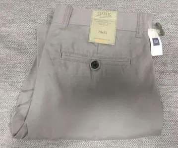 [ 새상품 ] GAP CLASSIC 79 x 81 슬림핏