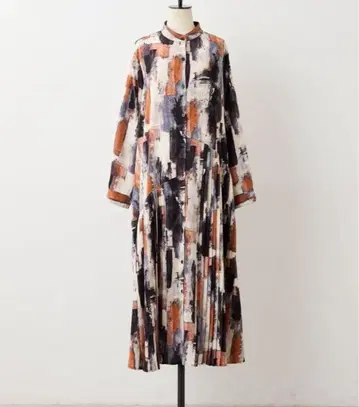 긴팔 사선 플리츠 원피스 [ SUM1 STYLE (스미 스타일) ]