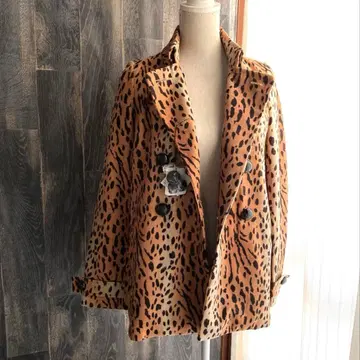 SLY 미사용 새상품 코트 미들 기장 롱 자켓 애니멀 무늬 레오파드