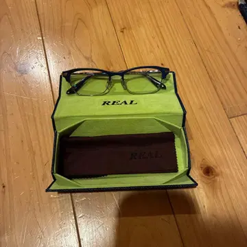 REAL 리얼 온고지신 8 티타늄 프레임 안경