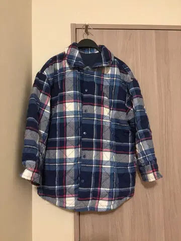 미라 오웬 아우터