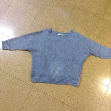 GALLARDAGALANTE 라이트 블루 니트 스웨터